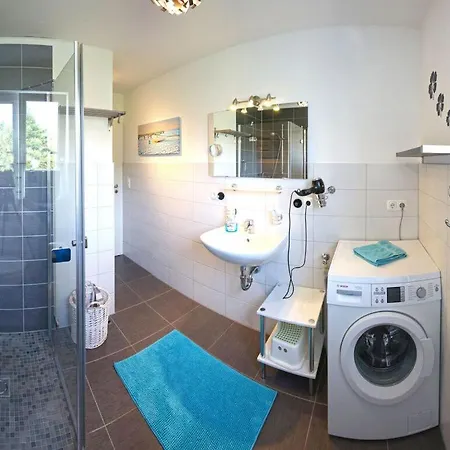 Droeoem Unter Reet 1 Comfortable Holiday home