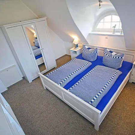 Droeoem Unter Reet 1 Comfortable Rerik