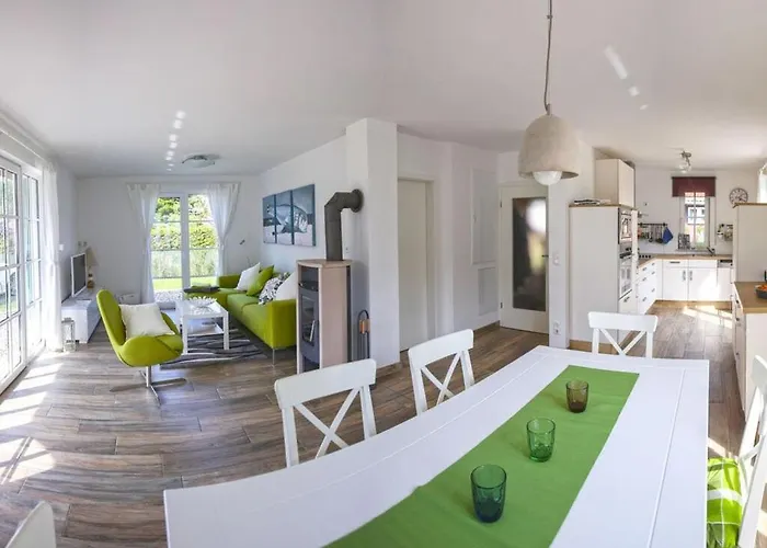 Droeoem Unter Reet 1 Comfortable Rerik